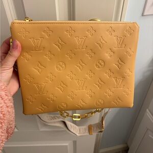 Elegant Crossbody Bag